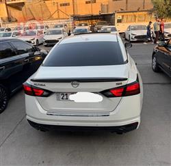 نیسان ئەلتیما